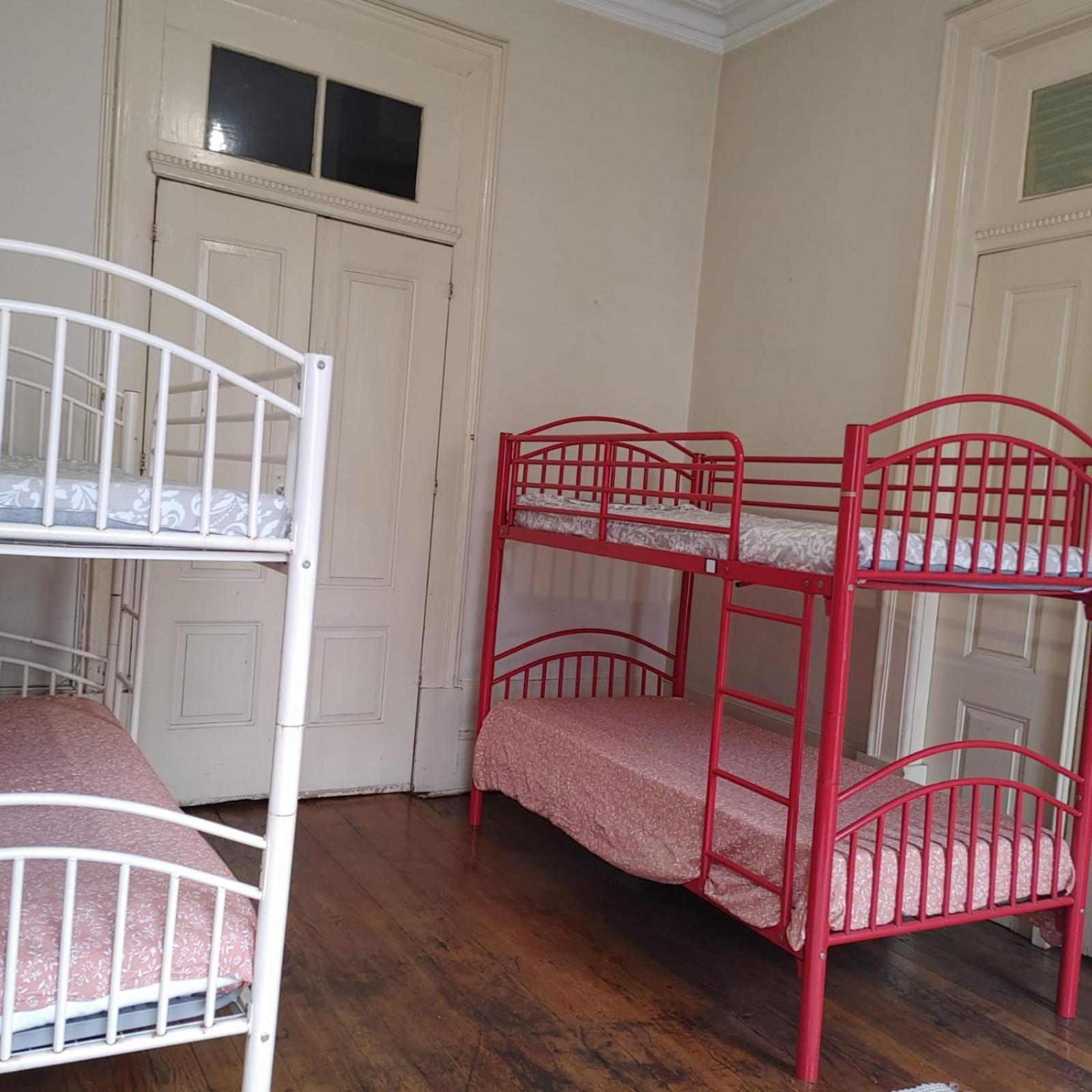 Dans L'Atelier Hostel Unidade Porta Nova Braga Eksteriør bilde